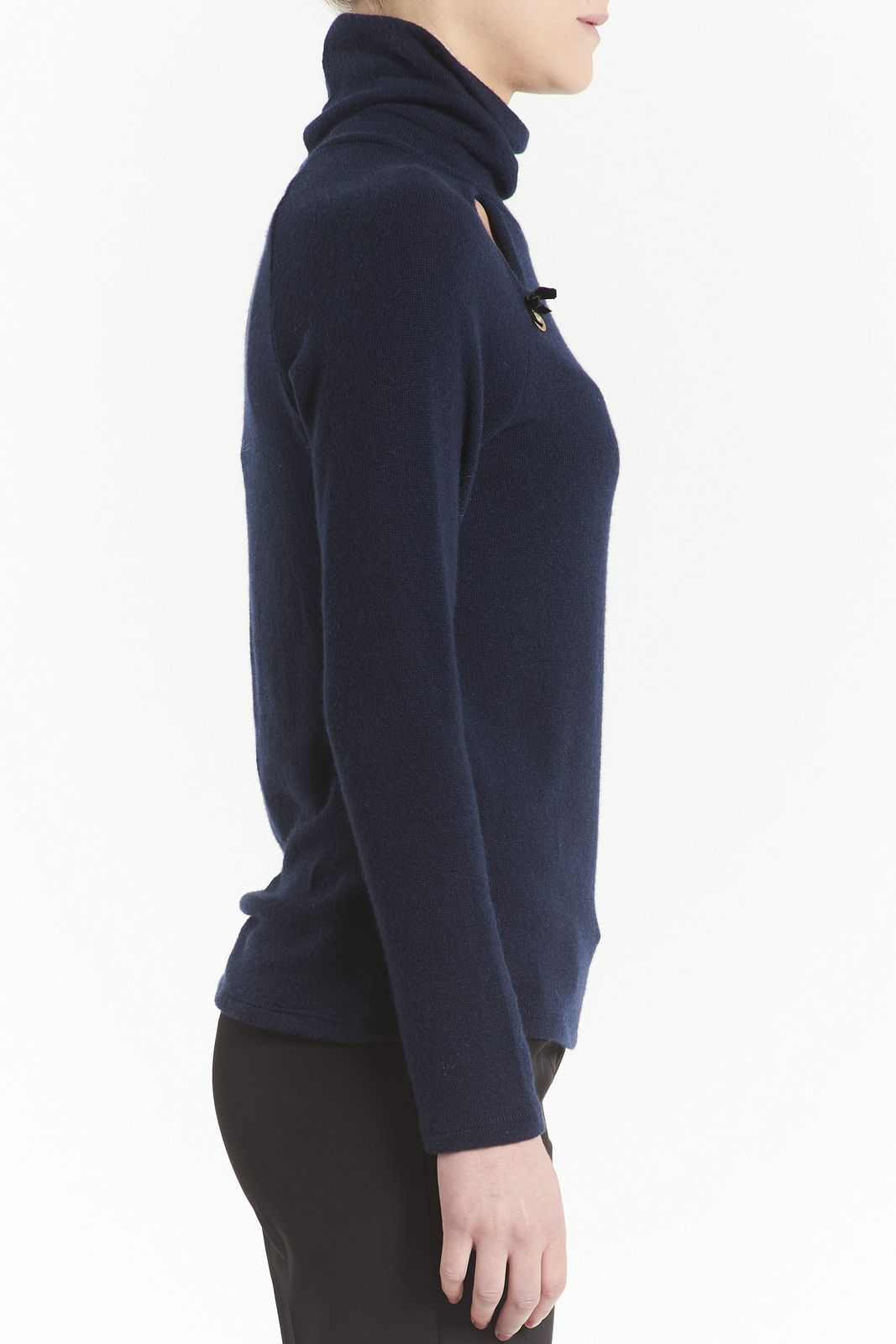 Maglia buchi, spalle blu, Ayfee