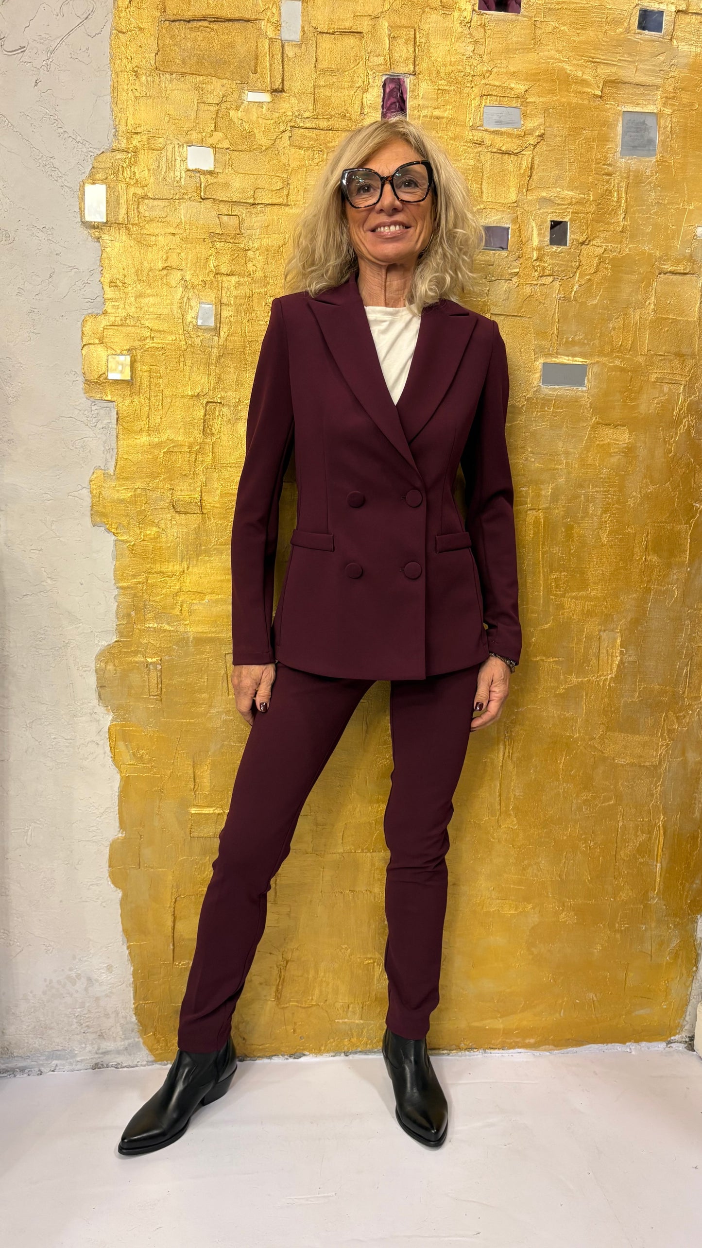 Tailleur crepe doppio petto con Pantalone, sigaretta Rinascimento