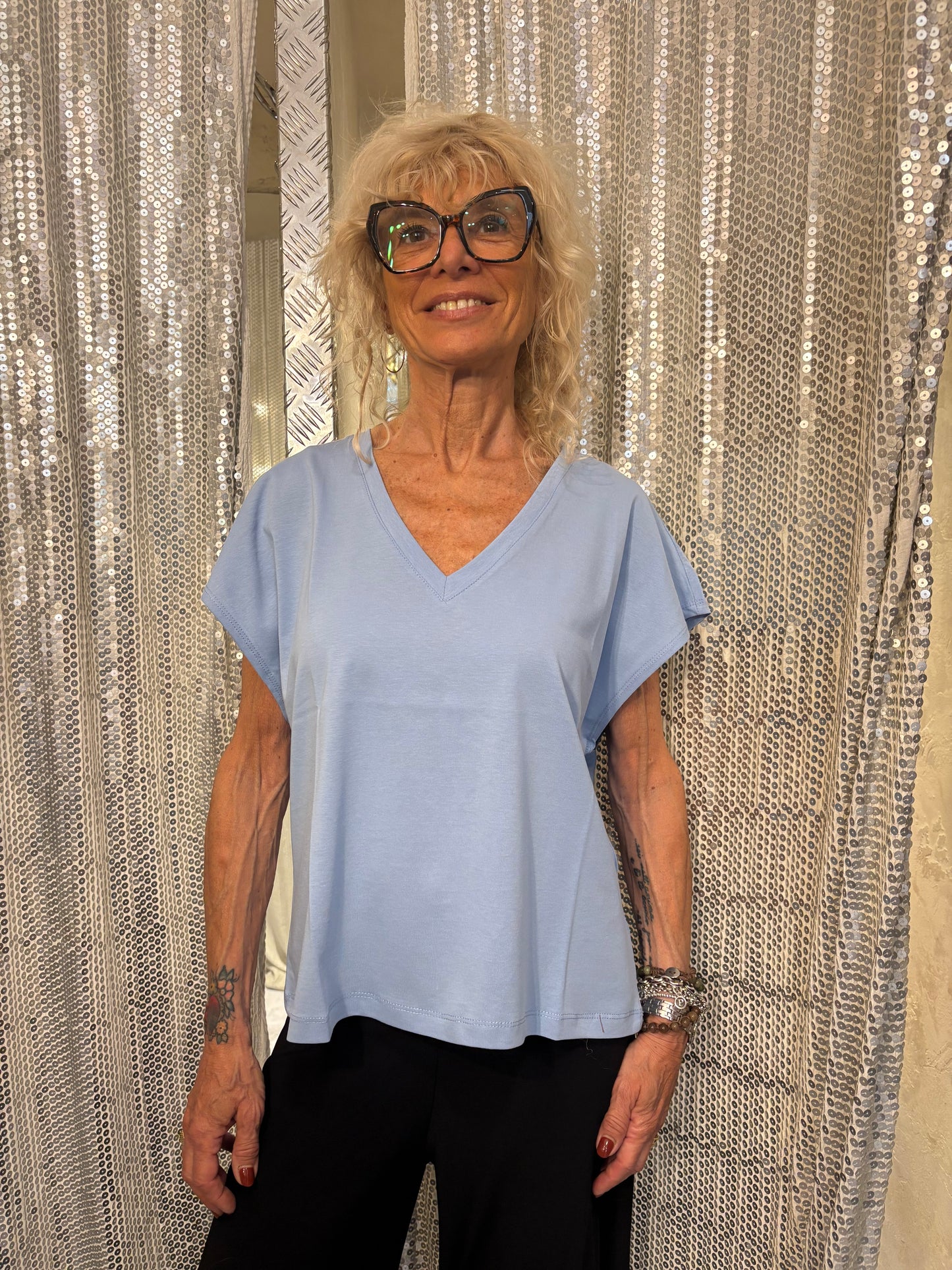 T-shirt, scatolina scollo V Susy Mix