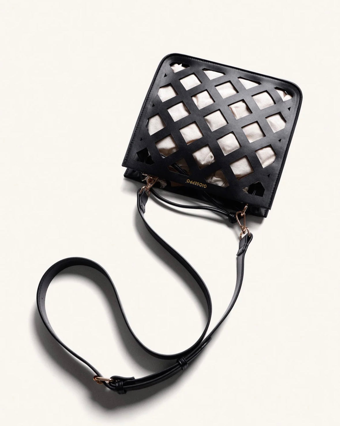 Borsa bucket traforata
