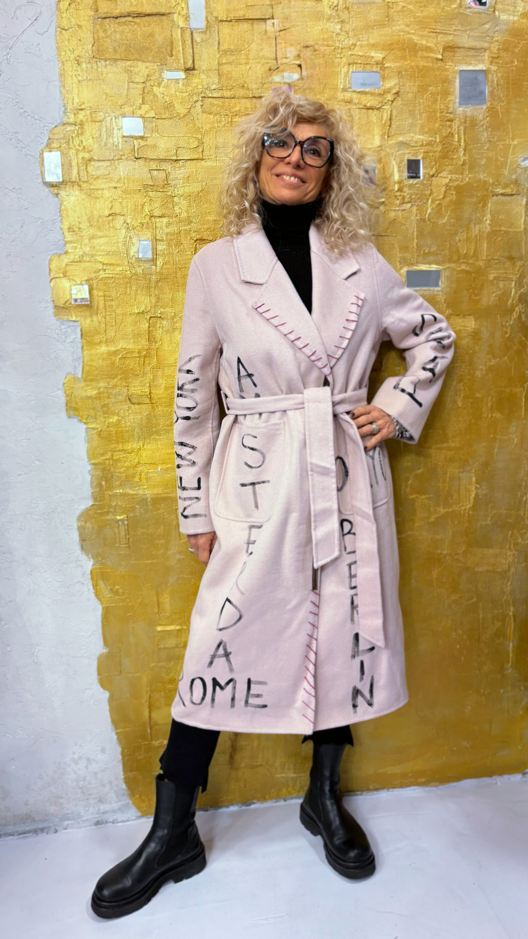 Cappotto dipinto a mano