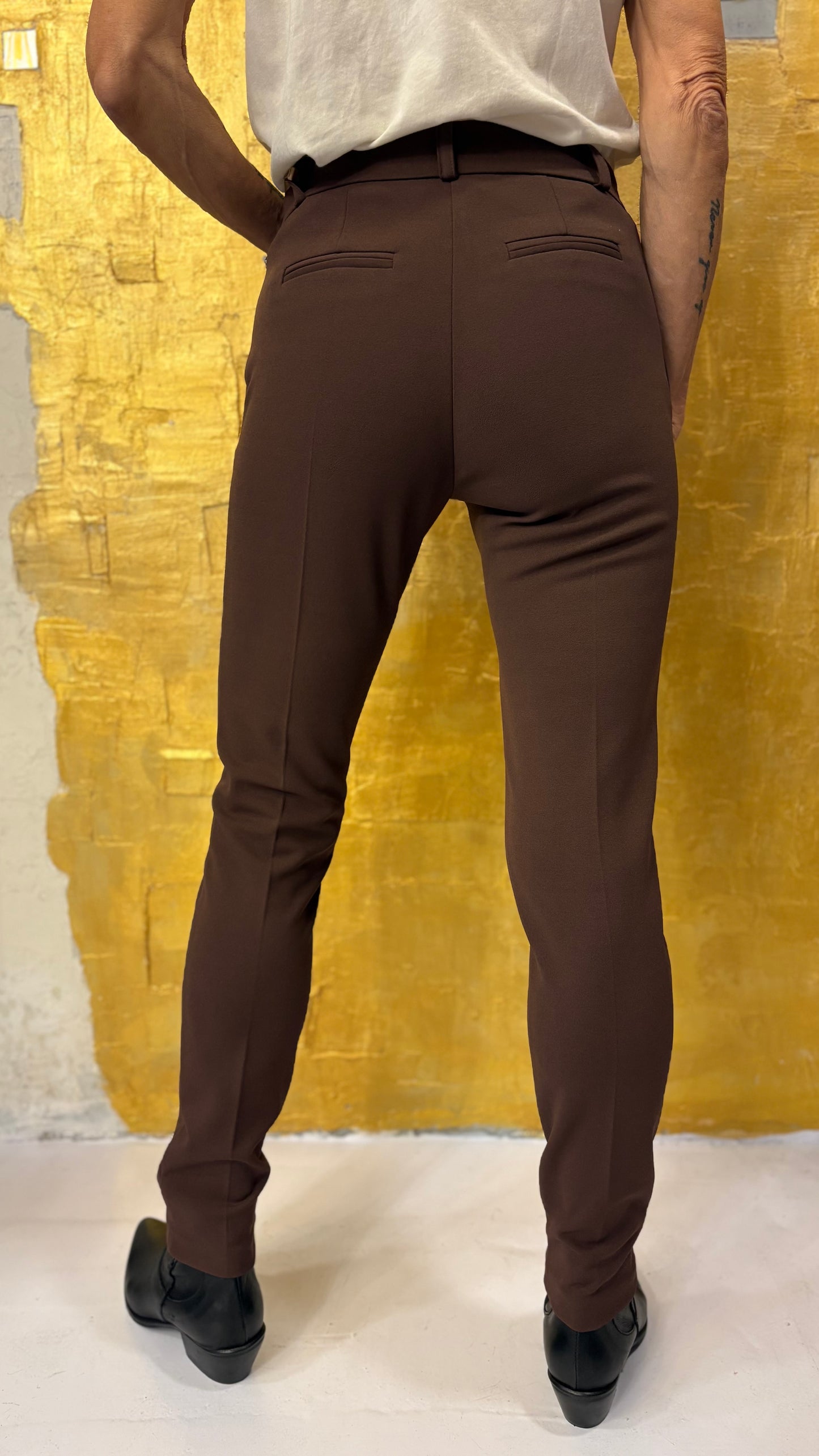 Tailleur crepe doppio petto con Pantalone, sigaretta Rinascimento