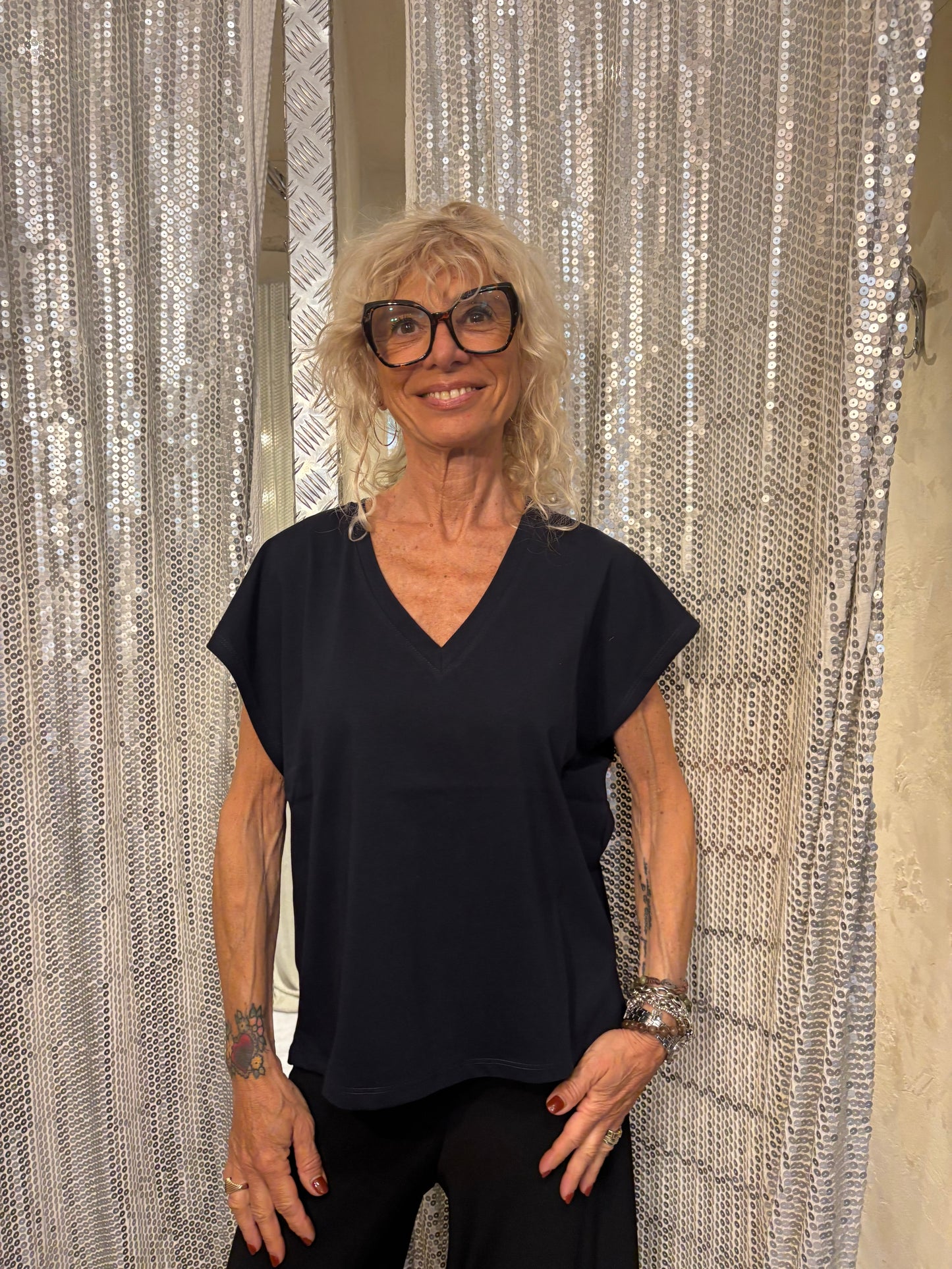 T-shirt, scatolina scollo V Susy Mix