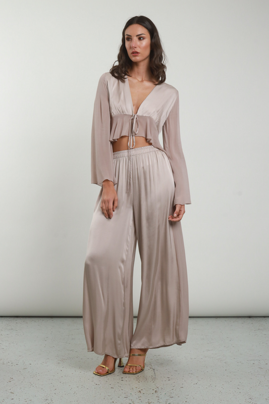 Pantaloni in raso larghi