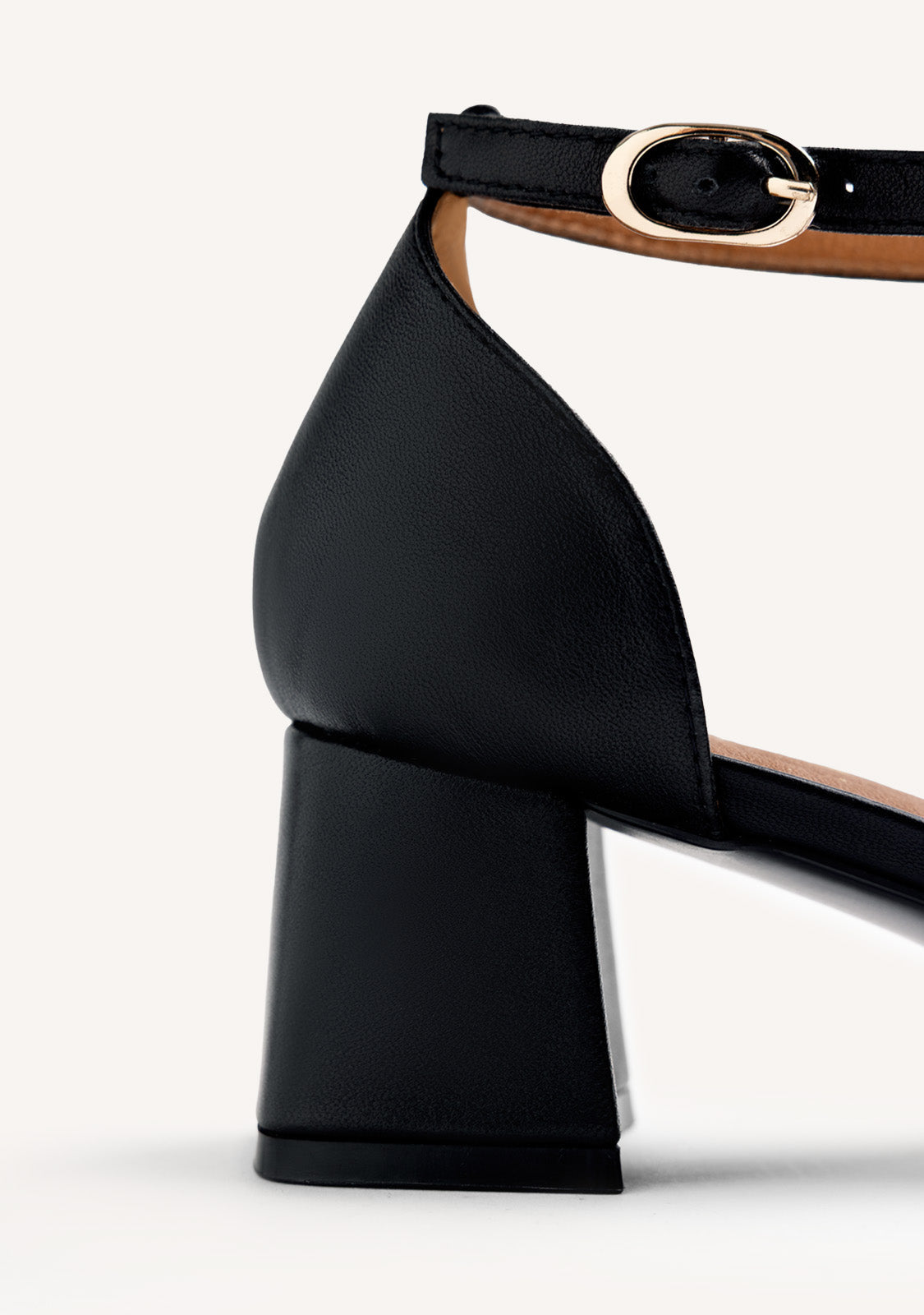 décolleté  borchie Gioseppo