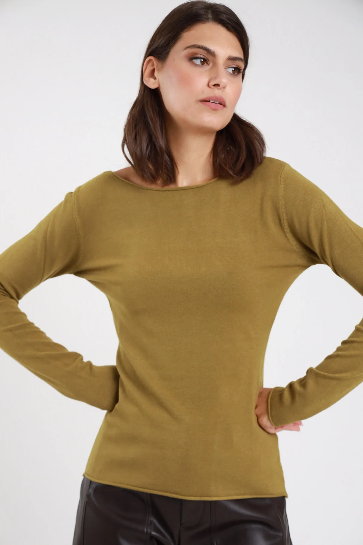 Maglia scollo barchetta